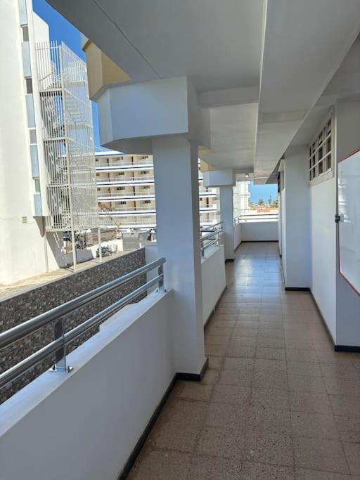 Playa Del Ingles Apartment San Bartolomé Exterior photo